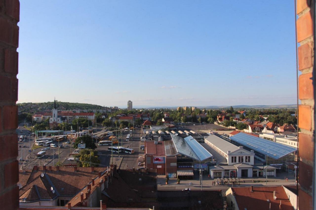 Balint Apartman - In The Heart Of Miskolc Exterior photo